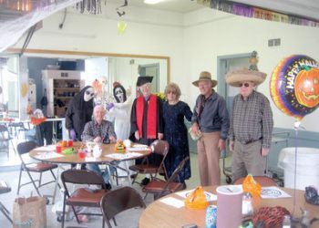 Pointers stumble but clinch title