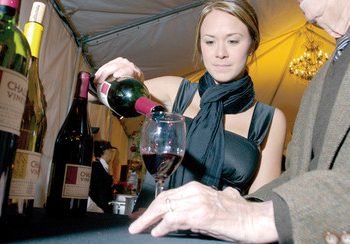 Military rallies to aid homeless veterans