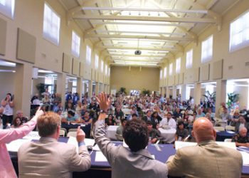 Bridging generations " Hawaiian style