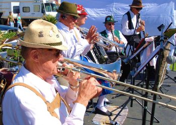 Autistic Point Loma woman finds her ‘voice’ in revealing new book