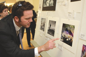 PUTTING THE PENINSULA ON PUBLIC DISPLAY