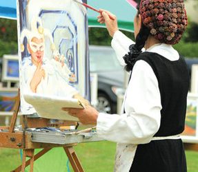 The Old Globe catches a case of 'Hay Fever'