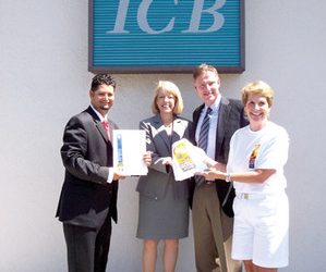 Travel pros set up shop on boulevard