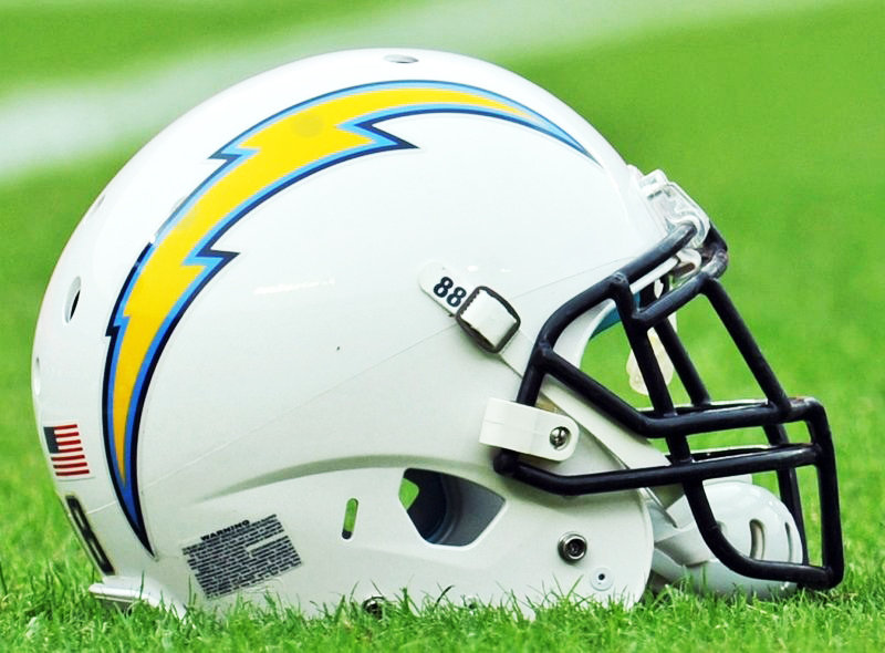 Chargers trade in first round and select RB Gordon