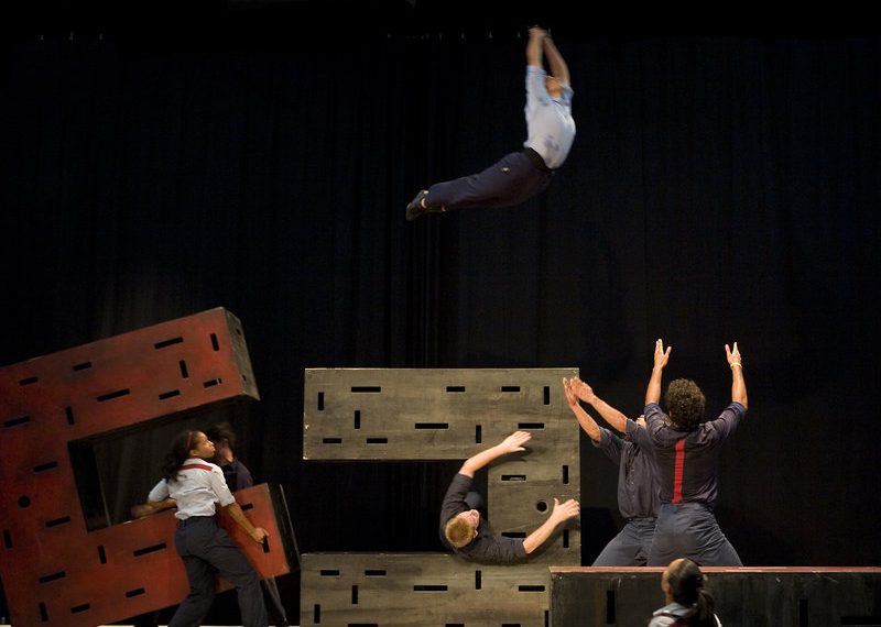 Death-defying theatre