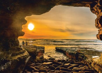 Top women surfers ready to compete at Supergirl Pro