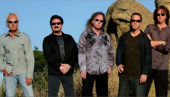 Artists ready easels for exclusive event