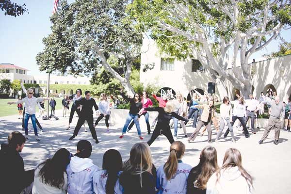 Flash mob mobs Bishop's