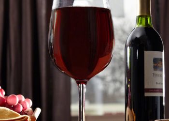 Local jazz icon Chuck Perrin celebrates birthday at Dizzy’s