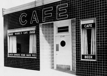 LIVE MUSIC: Joni Mitchell tribute band, Social Club and Serious Guise