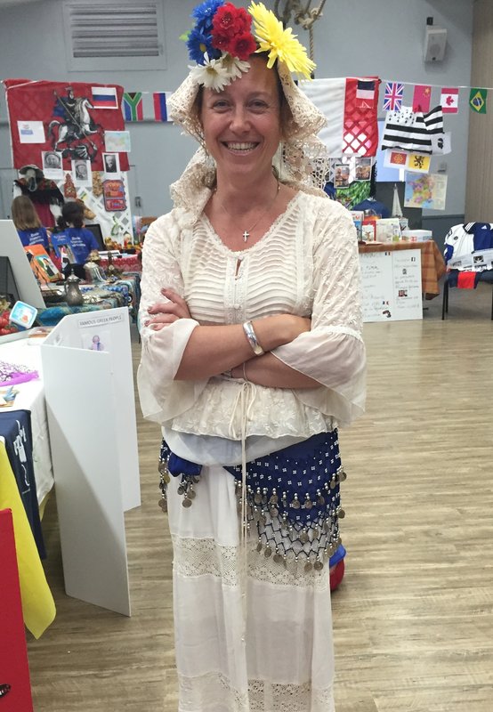 AN INTERNATIONAL FLAIR