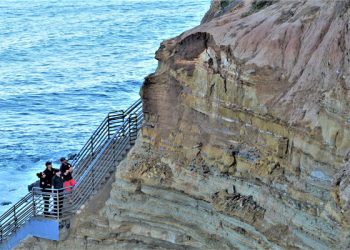 Alcohol believed to be a factor in La Jolla motorcycle collision
