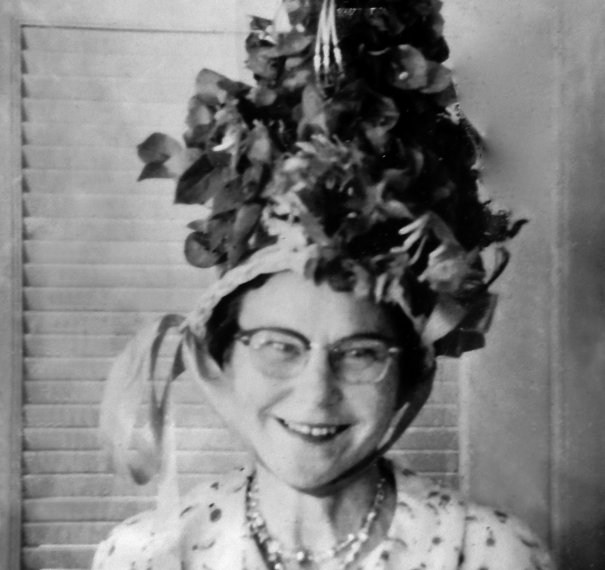 Ocean Beach Woman's Club brings back 'Hat Competition'