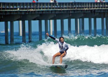Tritons women's soccer opens with Sea Lions