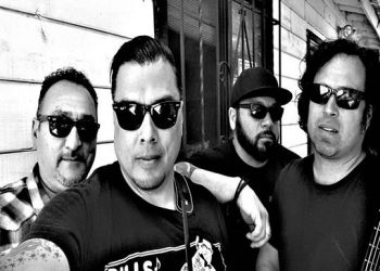 Rockin’ and shakin’ the crowd: Danyavaad, The Shimmy Sisters continue mesmerizing tradition