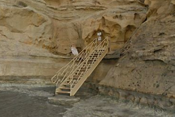 Metal staircase at Torrey Pines State Natural Reserve to be removed for repairs