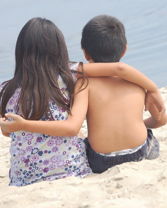 MB Yacht Club reaches out to area foster children