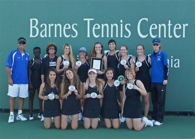 LJCD edges La Jolla for Division III tennis title
