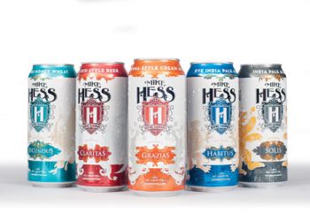 Bill Walton sculpture as large as his life