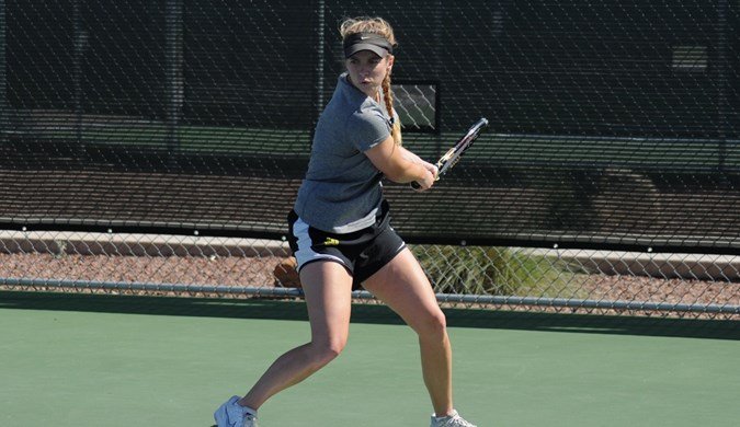 Point Loma women's tennis loses to Hawaii Pacific