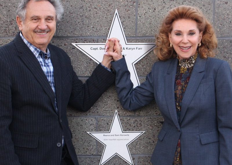 La Jolla couple feted for support of local USO group