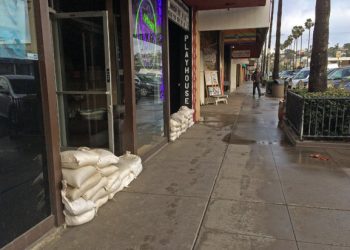 Sockers sweep Coyotes, playoffs on the frontier