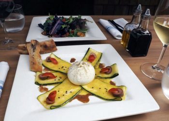 Bucs softball and baseball make final playoff pushes