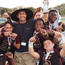 Padres to add new social space in right-center field