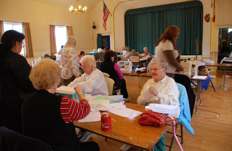 PB Woman’s Club to host festive fall craft fair, Oktoberfest event